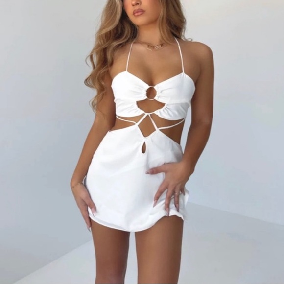 OUTCAST SWEET ESCAPE SATIN MINI DRESS WHITE - Size XS - Picture 3 of 11